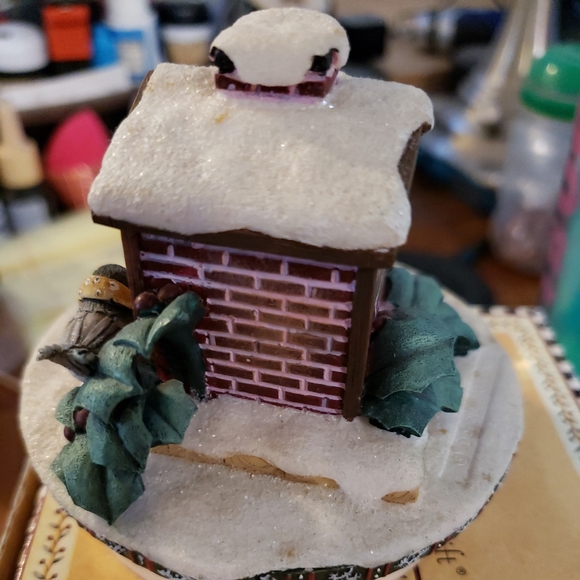 Our America Debbie Mumm candle topper. Winter birds comes in original box. - Picture 3 of 7